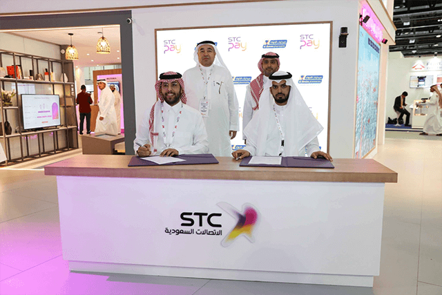توقيع اتفاقية stc pay مع صيدليات الدواء